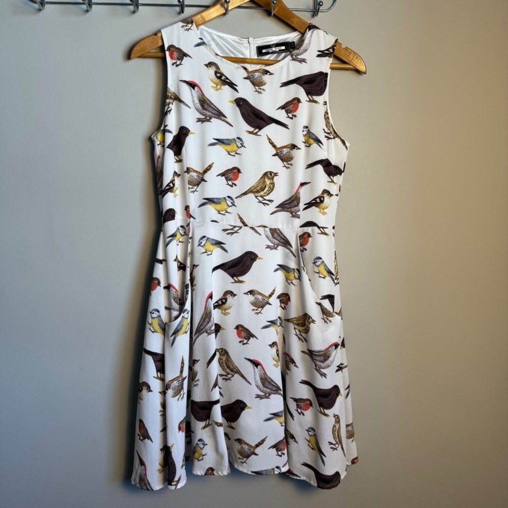 Paper Plane London Bird Print Fit and Flare Sleeveless Dress White S/M Novelty